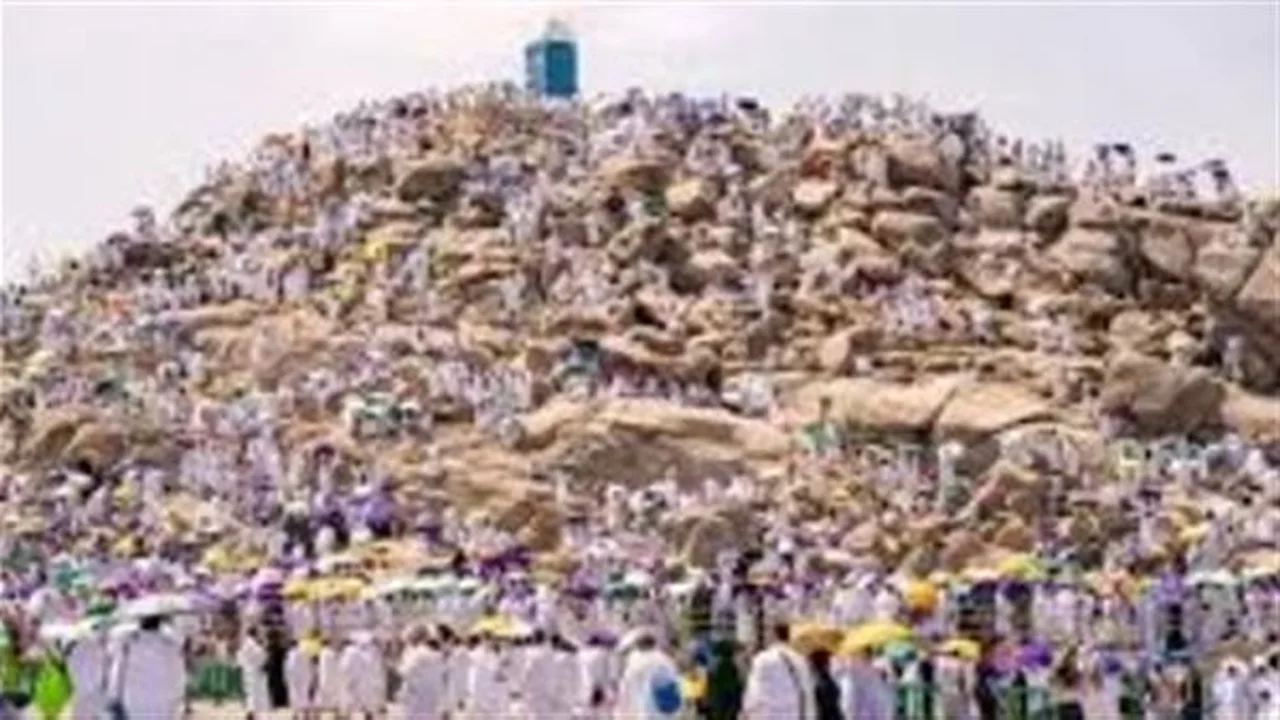 غرة ذو الحجة 1447.. تفاصيل موعد صعود الحجاج إلى عرفات
